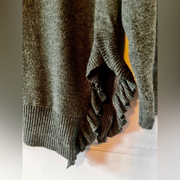 Anthropologie Postmark Ruffle Hem Sweater - Picture 4 of 6